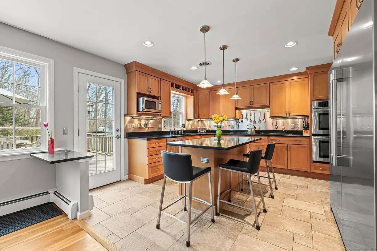 Greenwich Real Estate | View 181 Picketts Ridge Road | Listing