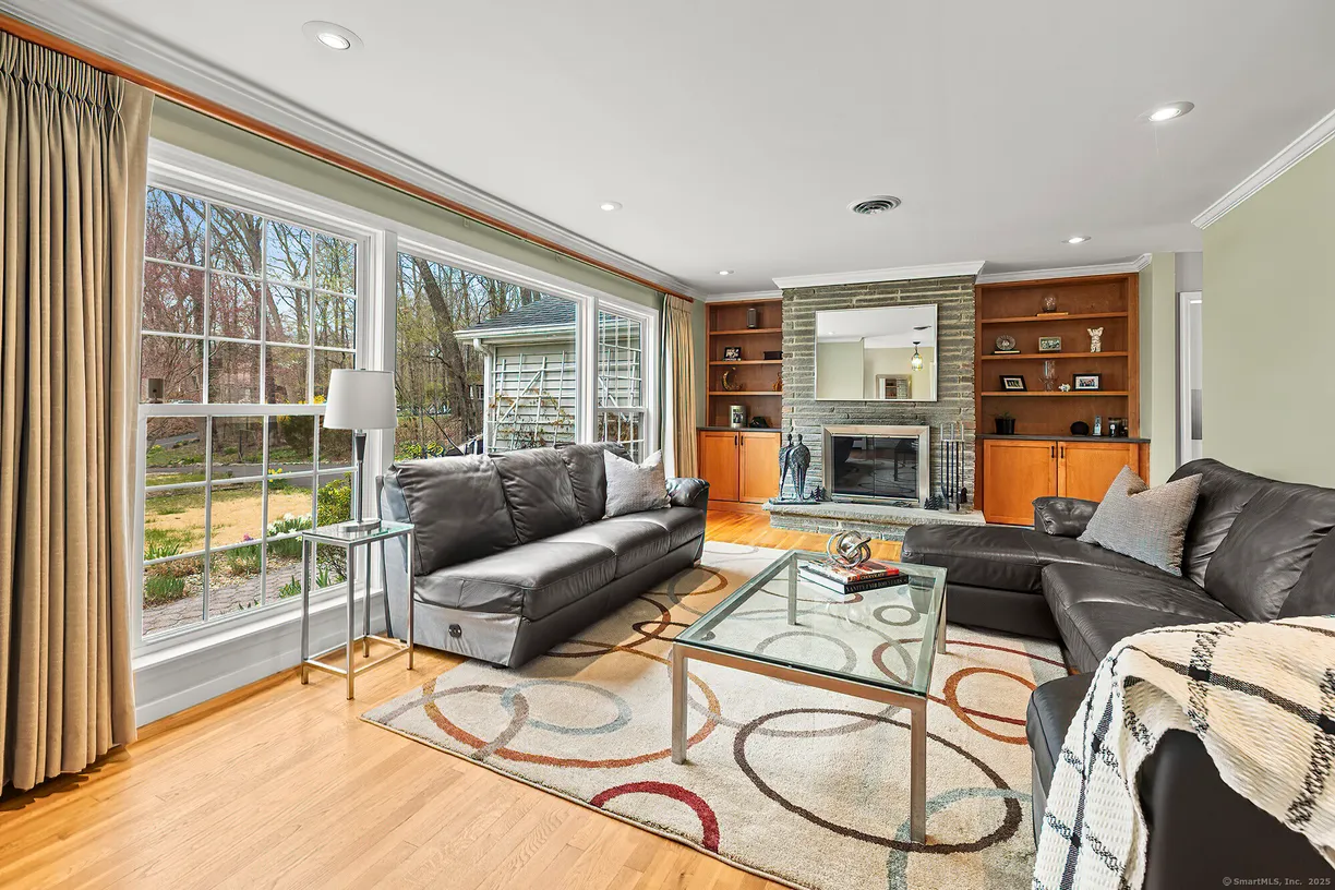 Greenwich Real Estate | View 181 Picketts Ridge Road | 4 Beds, 3 Baths