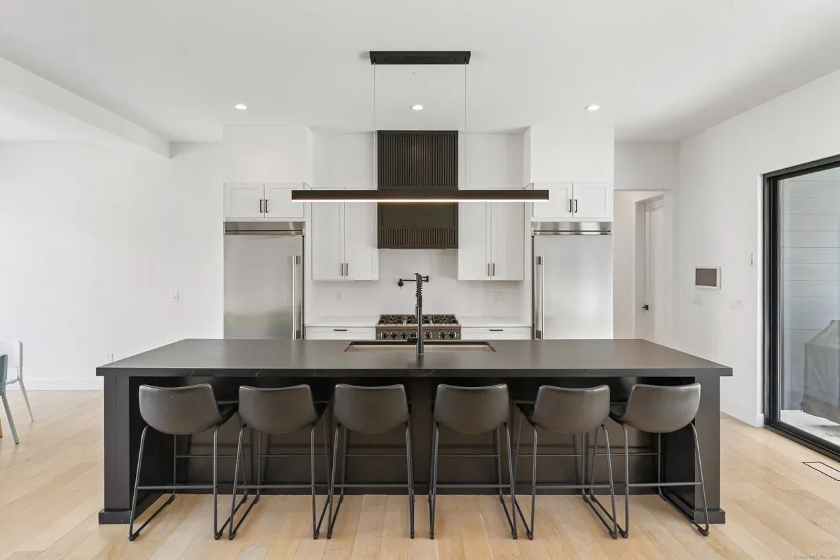 Greenwich Real Estate | View 17 Fullin Lane | Listing