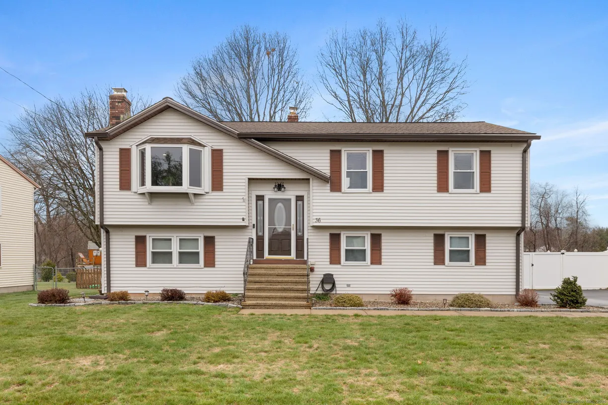 Greenwich Real Estate | View 36 Rosemont Drive | 3 Beds, 1 Bath