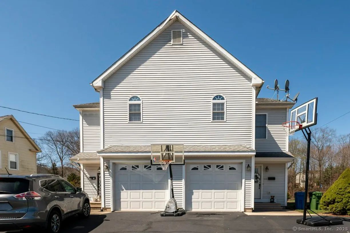 Greenwich Real Estate | View 82 Summer Street, A | Listing