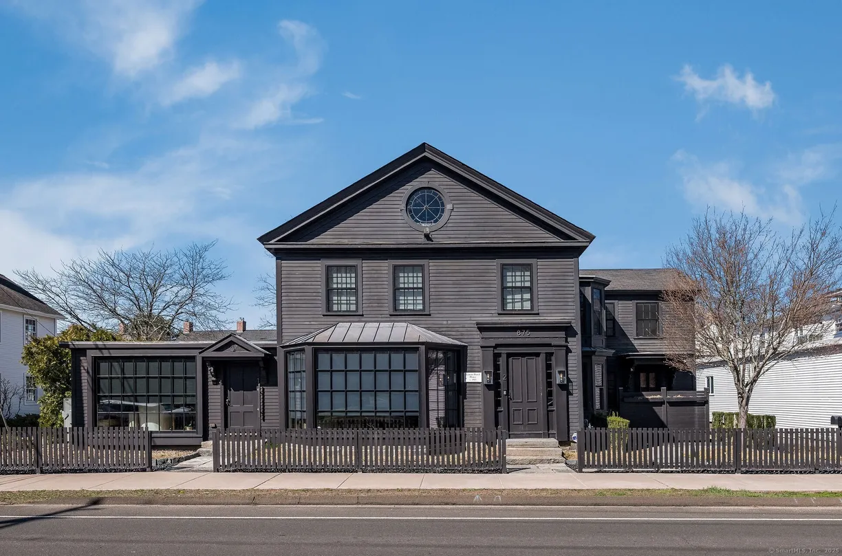 Greenwich Real Estate | View 875 Boston Post Road, APT 3 | 2 Beds, 2 Baths