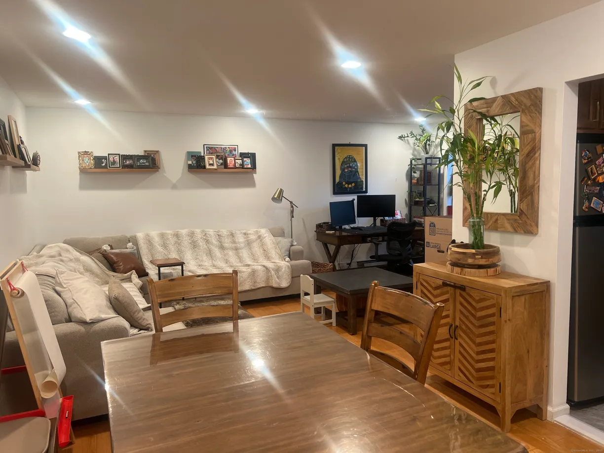 Greenwich Real Estate | View 1070 New Haven Avenue, APT 77 | Listing