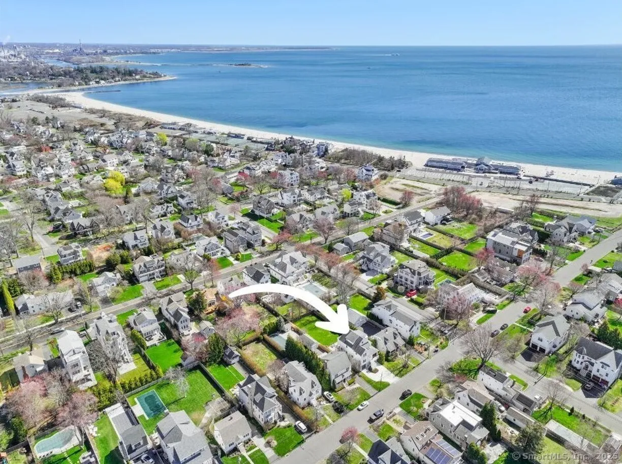 Greenwich Real Estate | View 347 Lalley Boulevard | 4 Beds, 3 Baths