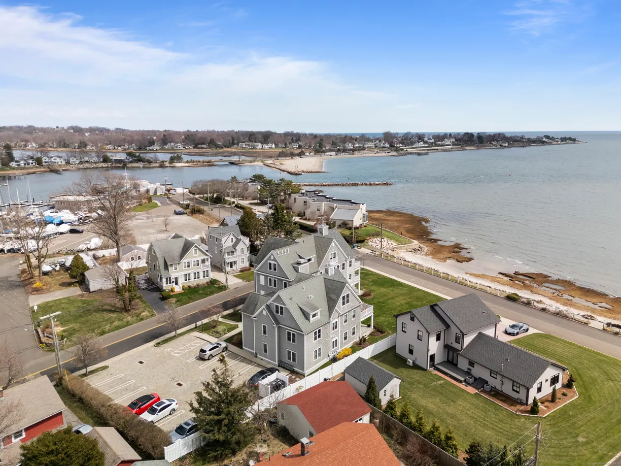 Greenwich Real Estate | View 87 Trumbull Avenue, APT 5 | Listing
