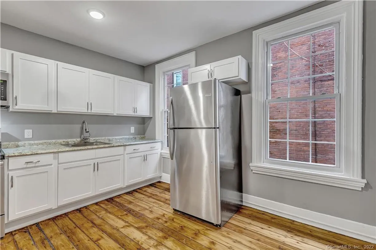 Greenwich Real Estate | View 981 State St Street, 2 | Listing