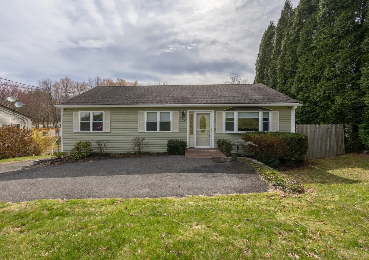 Greenwich Real Estate | View 214 Parkman Street | 3 Beds, 1 Bath