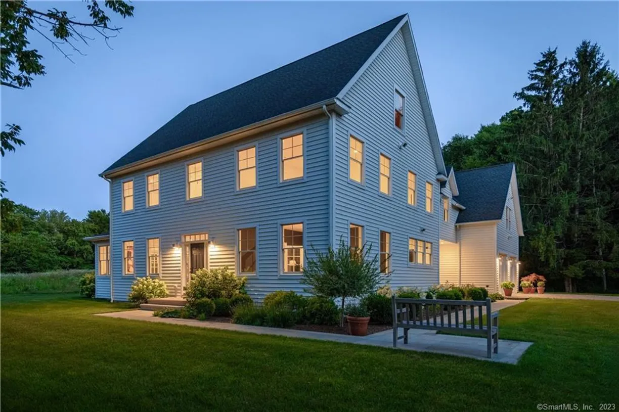 Greenwich Real Estate | View 57 Platts Hill Road | 4 Beds, 2 Baths