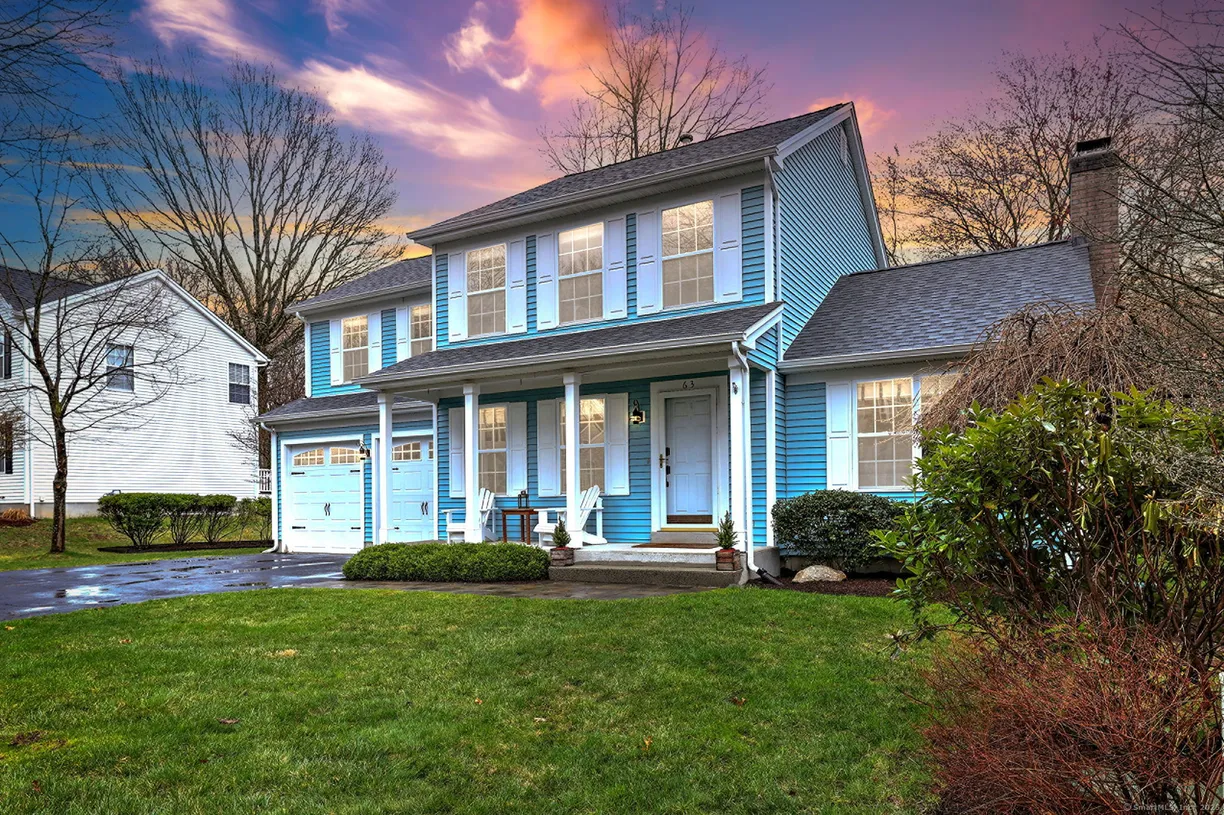 Greenwich Real Estate | View 63 Chestnut Lane | 3 Beds, 2 Baths
