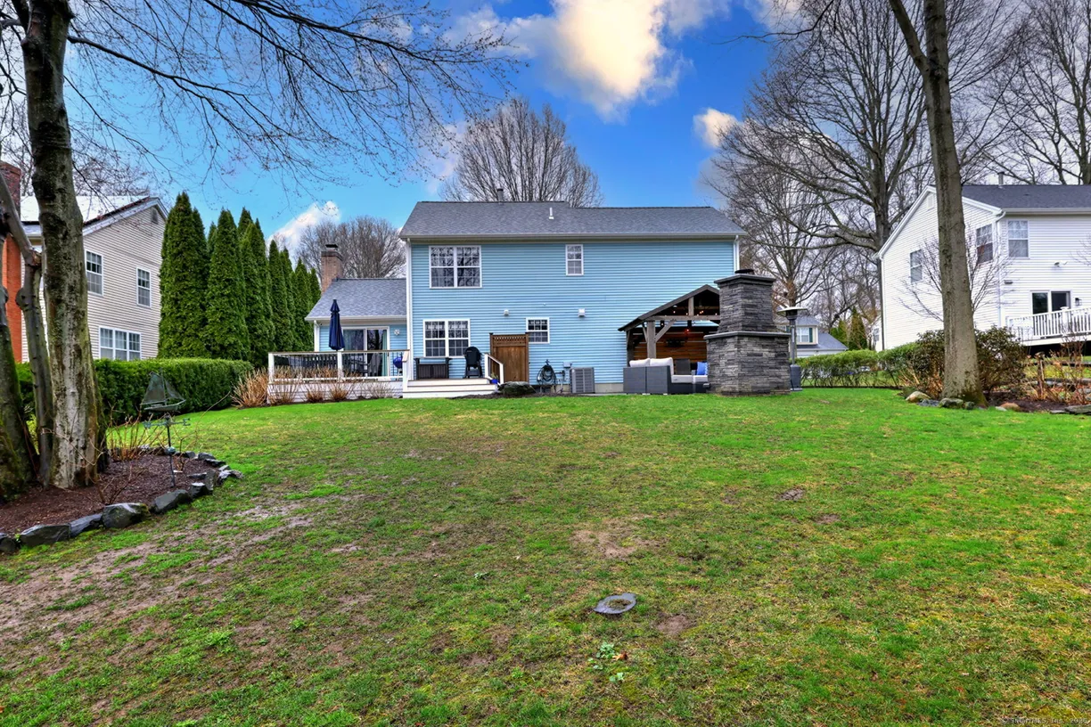 Greenwich Real Estate | View 63 Chestnut Lane | Listing
