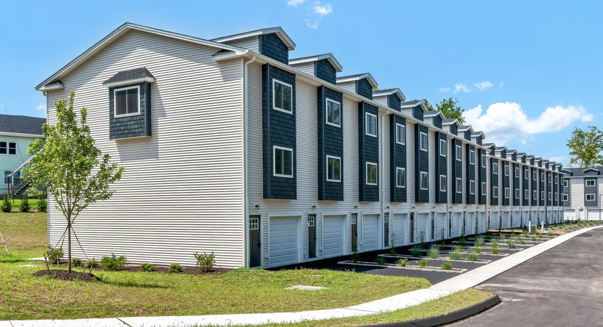 Greenwich Real Estate | View 33 Main Street, 15 | Listing