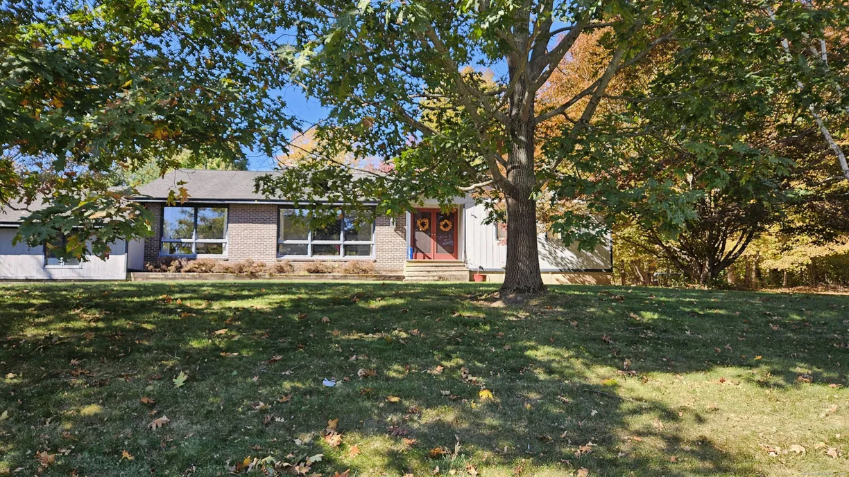 Greenwich Real Estate | View 2428 Chamberlain Highway | 3 Beds, 2 Baths
