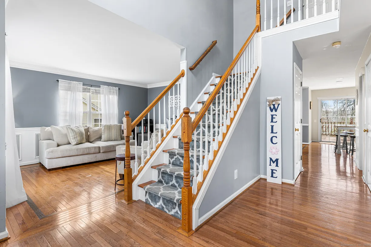 Greenwich Real Estate | View 31 Lookout Hill Road | Listing