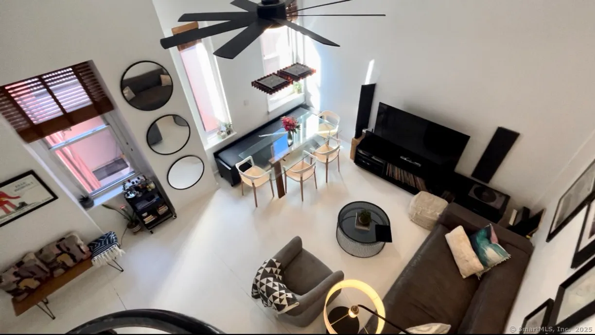 Greenwich Real Estate | View 125 Washington Street, APT 306 | Listing