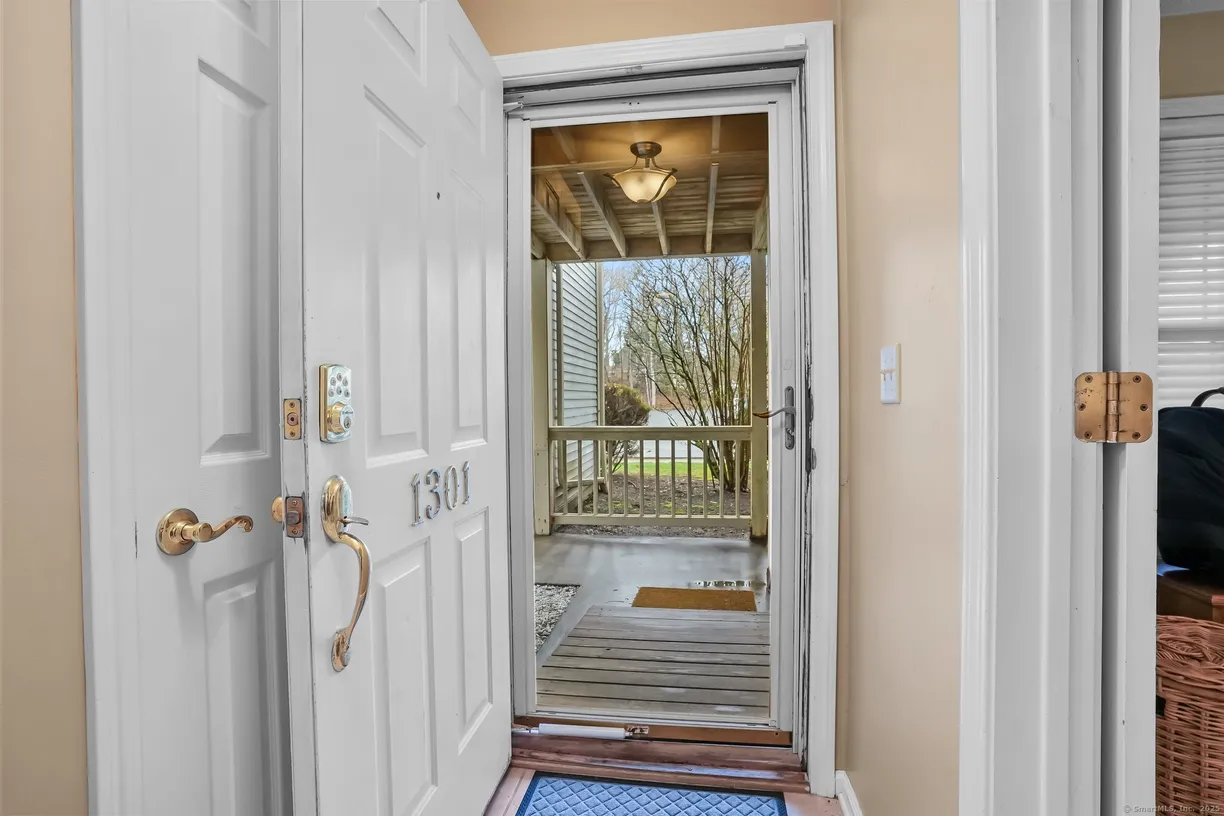 Greenwich Real Estate | View 75 Redwood Drive, 1301 | Listing