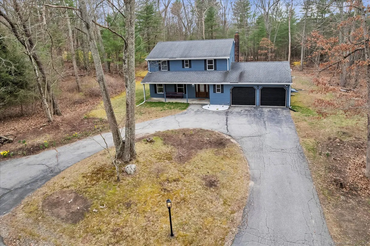 Greenwich Real Estate | View 142 Sunset Drive | Listing