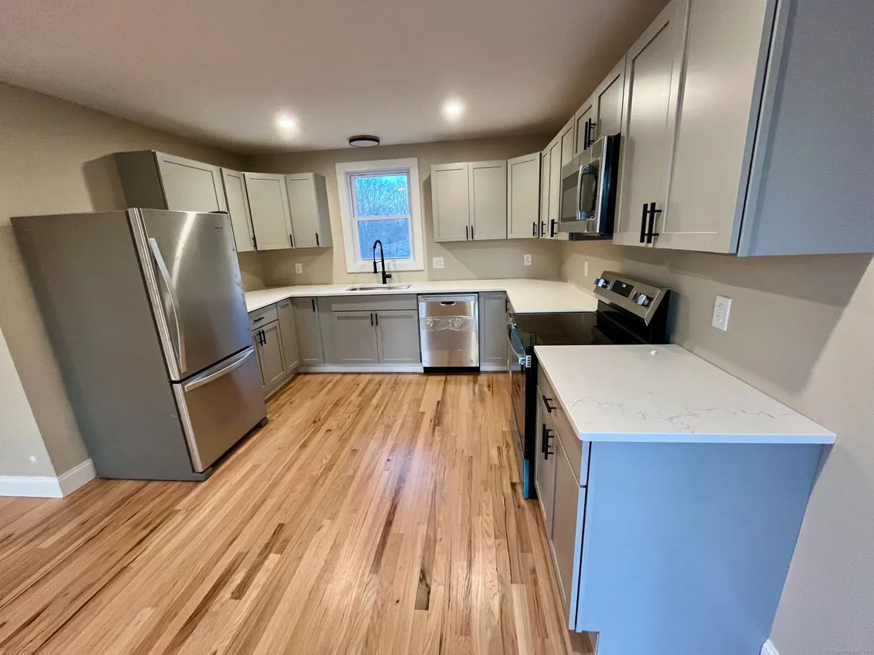 Greenwich Real Estate | View 188 River Road | Listing