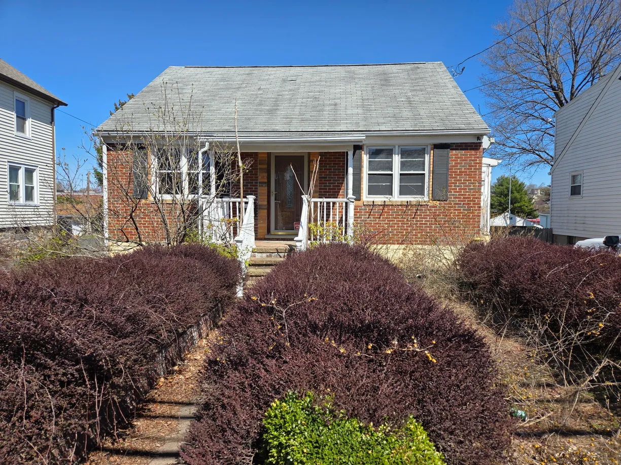 Greenwich Real Estate | View  | Listing