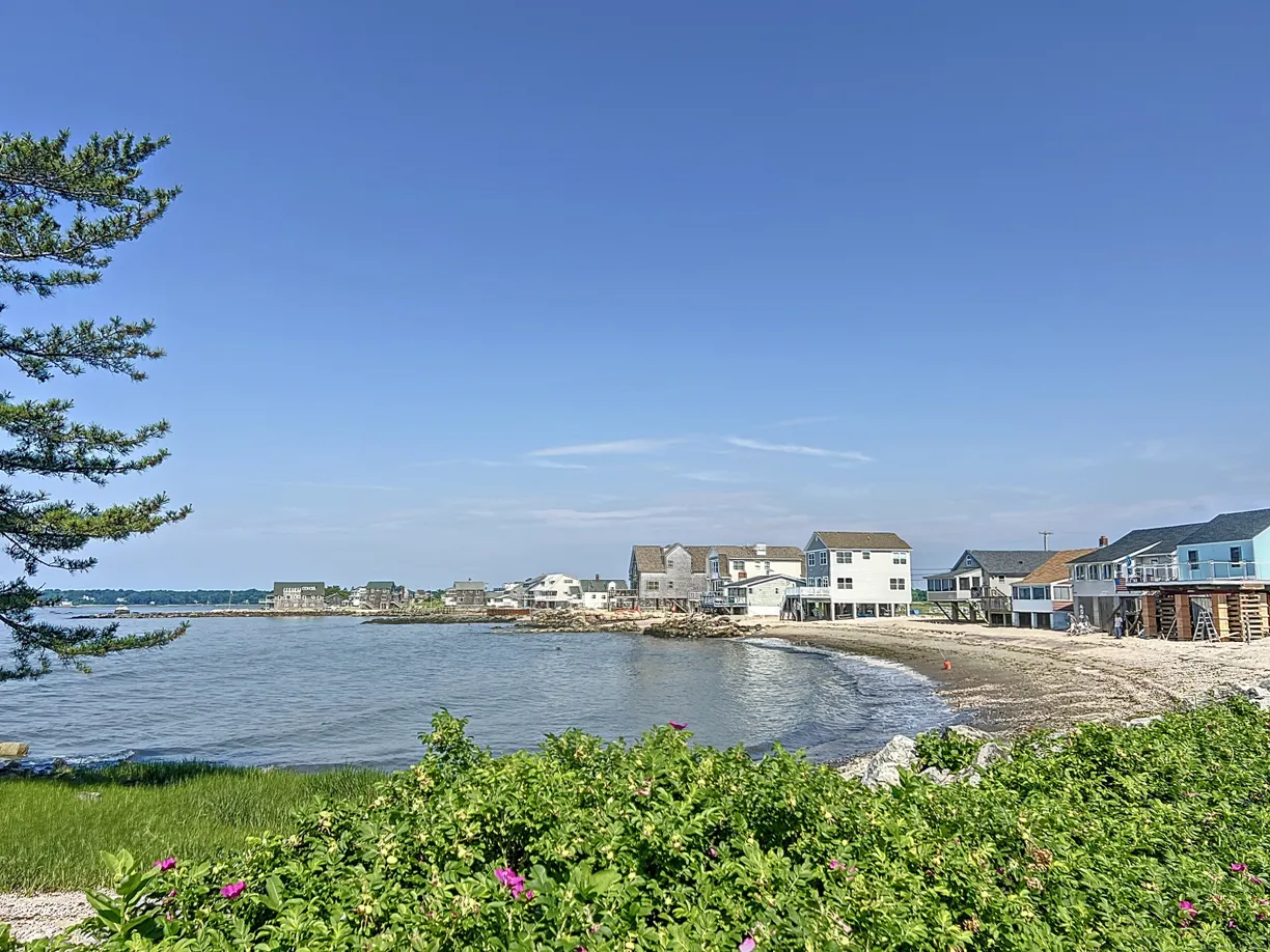 Greenwich Real Estate | View 75 Circle Beach Road | 3 Beds, 1 Bath