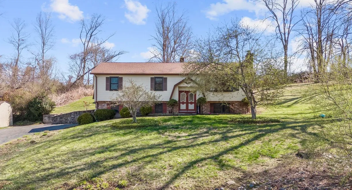 Greenwich Real Estate | View 29 Cold Spring Drive | Listing