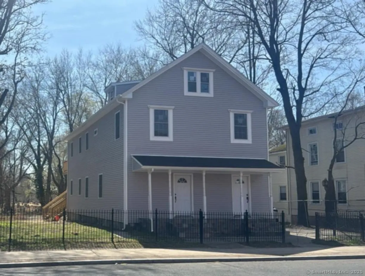 Greenwich Real Estate | View 165 Capen Street | Listing