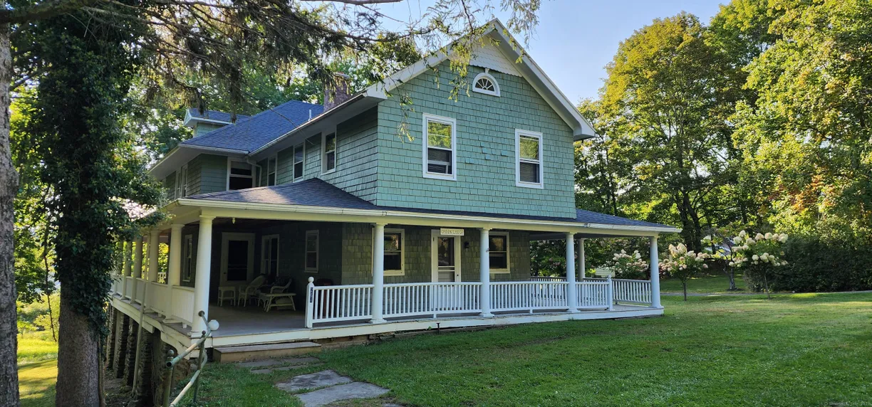 Greenwich Real Estate | View 264 Twin Lakes Road | Listing