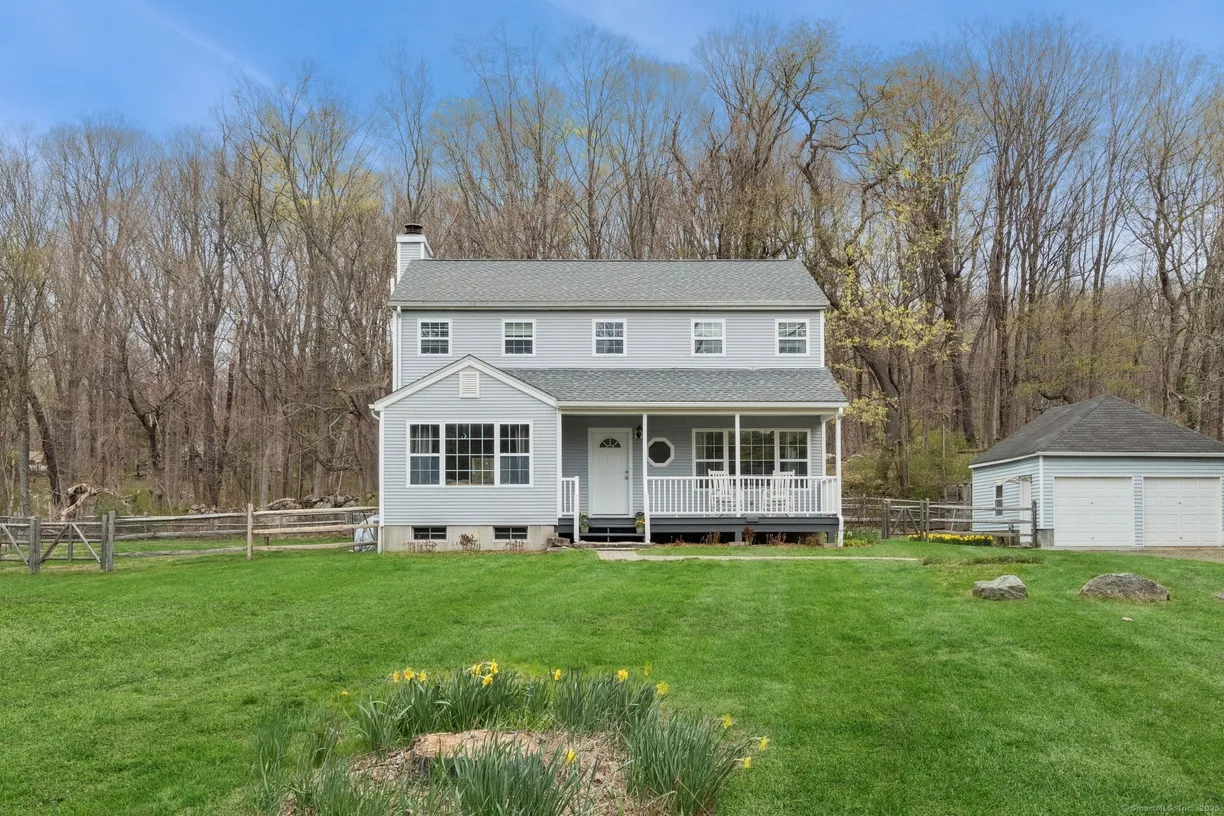 Greenwich Real Estate | View 90 Portland Avenue | 3 Beds, 2 Baths
