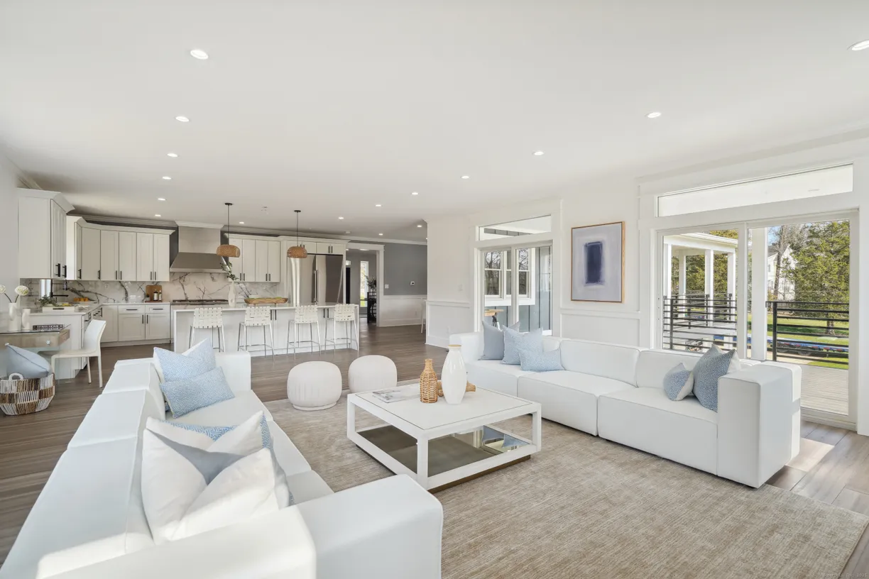 Greenwich Real Estate | View 433 Belden Hill Road | 5 Beds, 4 Baths