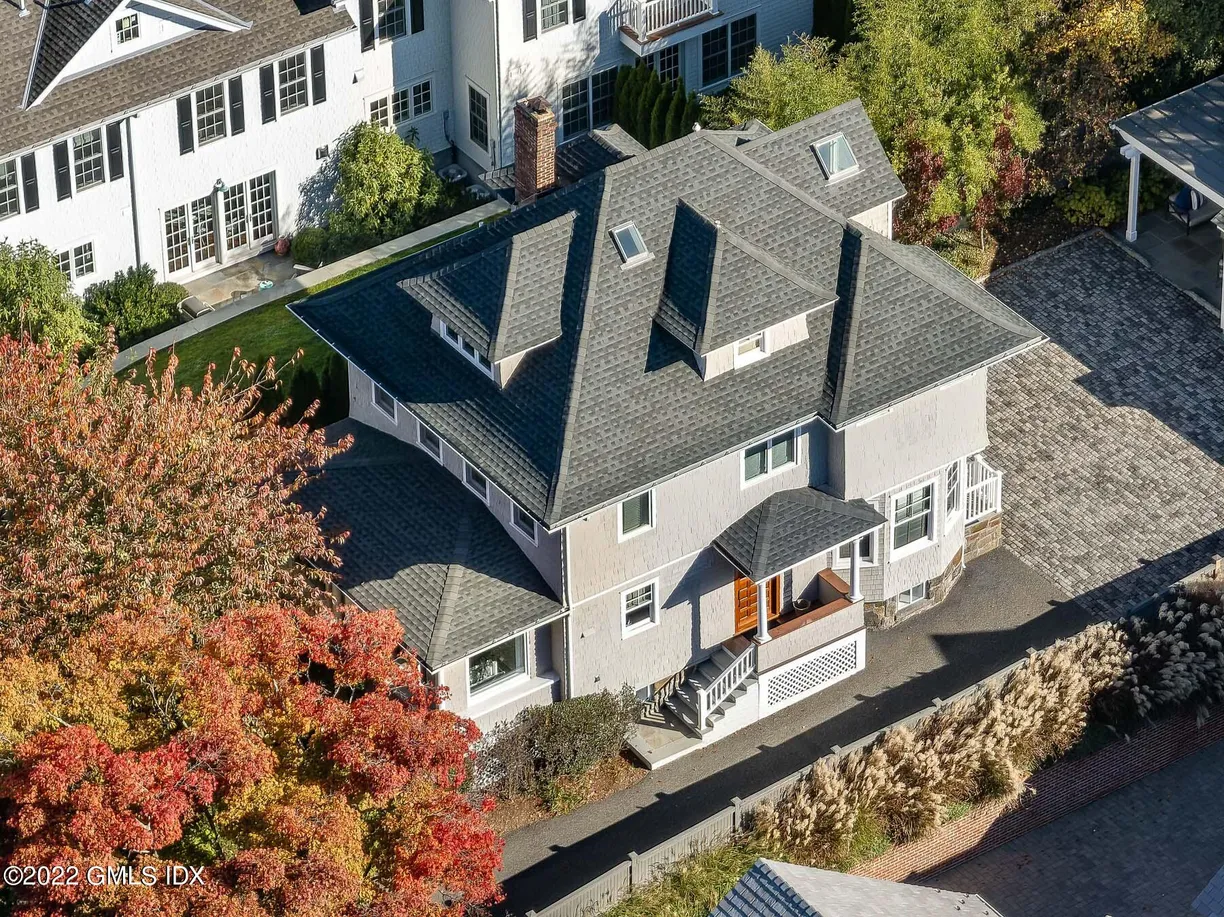 Greenwich Real Estate | View 155 Milbank Avenue | 4 Beds, 4 Baths