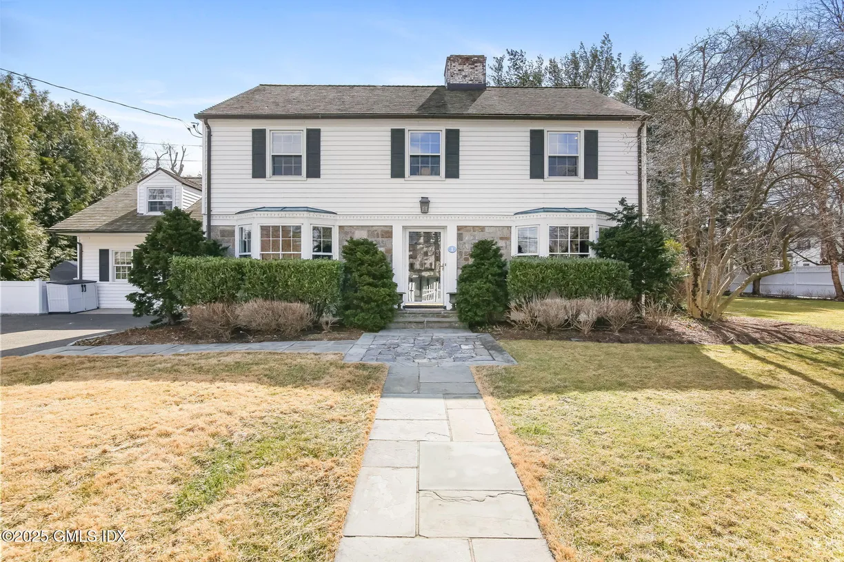 Greenwich Real Estate | View 1 Saint Claire Avenue | 4 Beds, 3 Baths