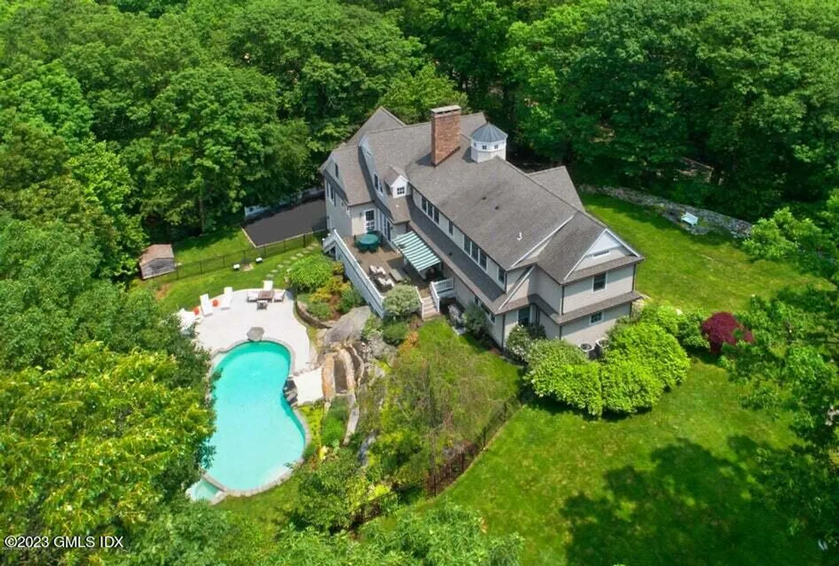 Greenwich Real Estate | View 192 Bible Street | 4 Beds, 4 Baths