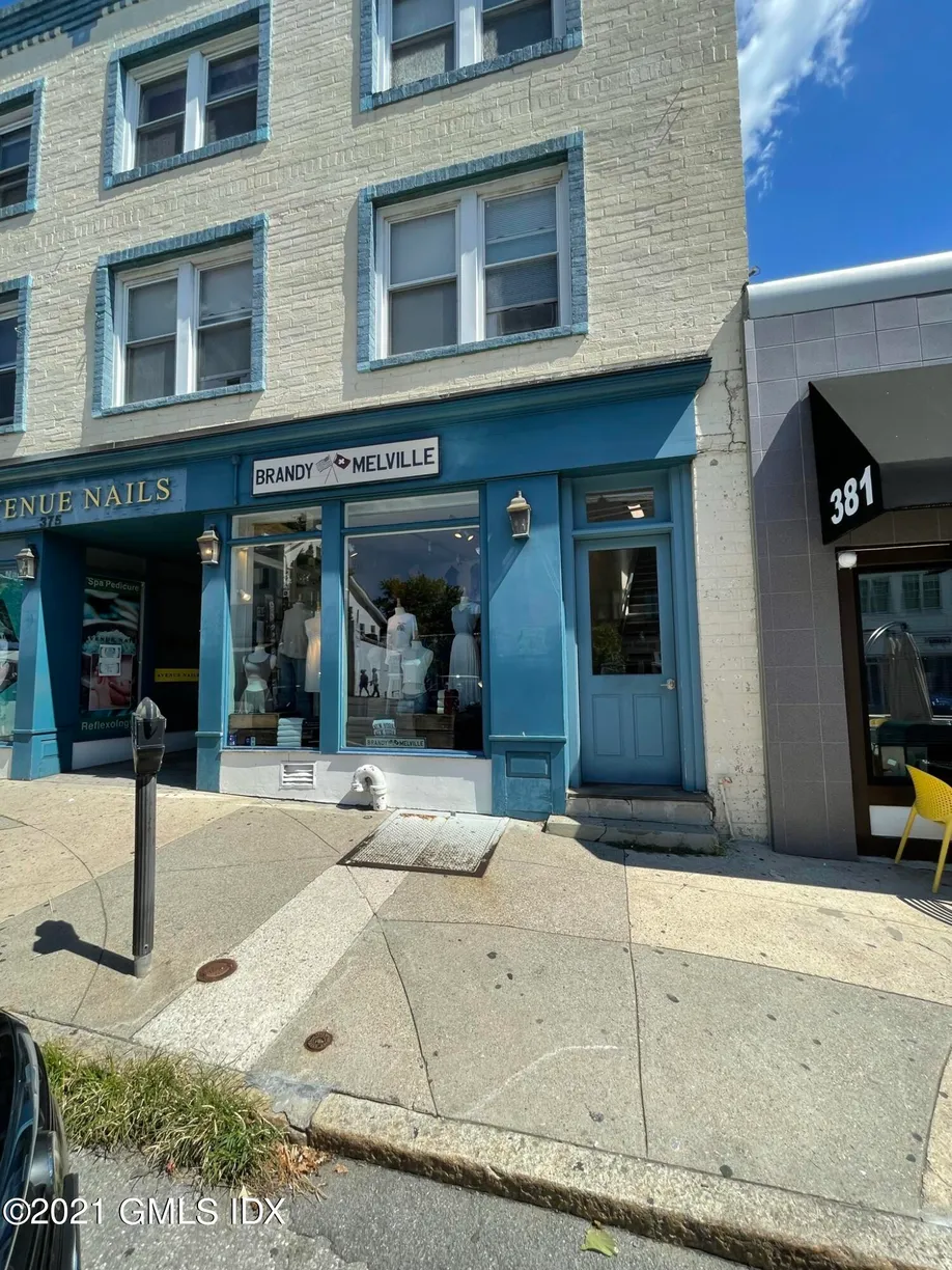 Greenwich Real Estate | View 375 Greenwich Avenue, 4 | 2 Beds, 1 Bath