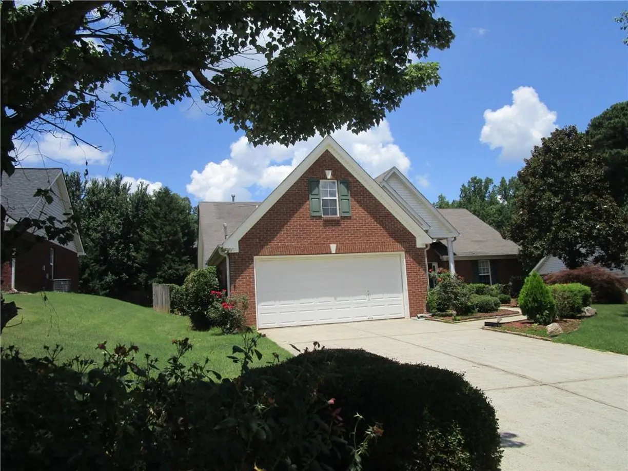 Savannah Real Estate | View 110 Saltcreek Point | 3 Beds, 2 Baths