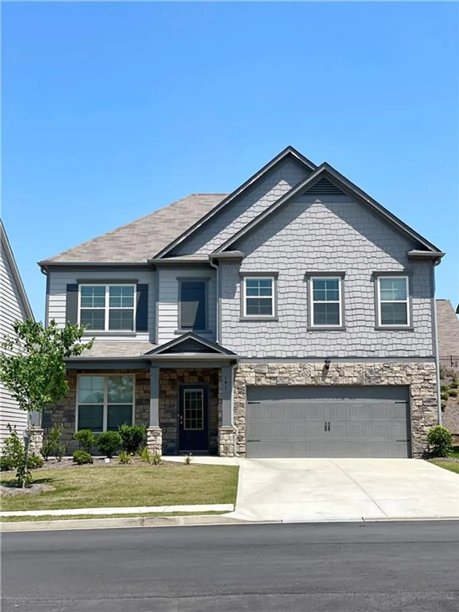Savannah Real Estate | View 141 Wayside Terrace | 5 Beds, 3 Baths