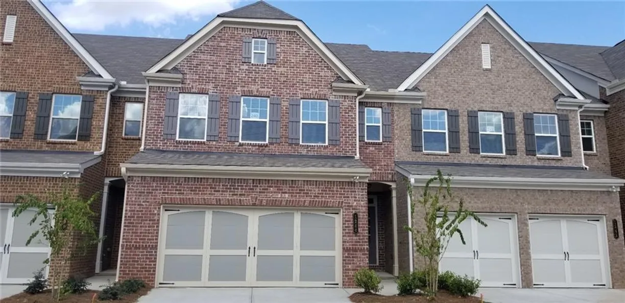 Savannah Real Estate | View 1244 Foxcroft Lane, 240 | 3 Beds, 2 Baths