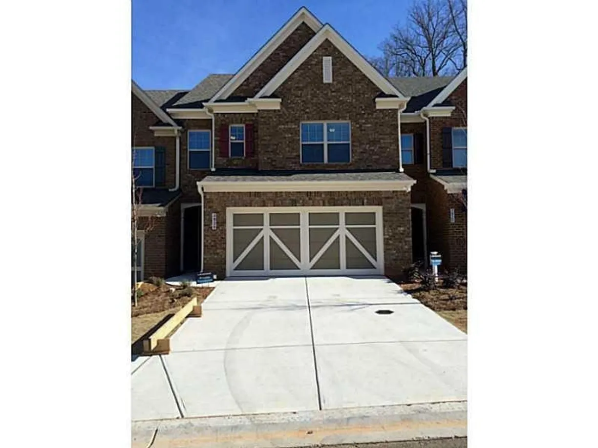 Savannah Real Estate | View 3930 Madison Bridge Drive | 4 Beds, 3 Baths