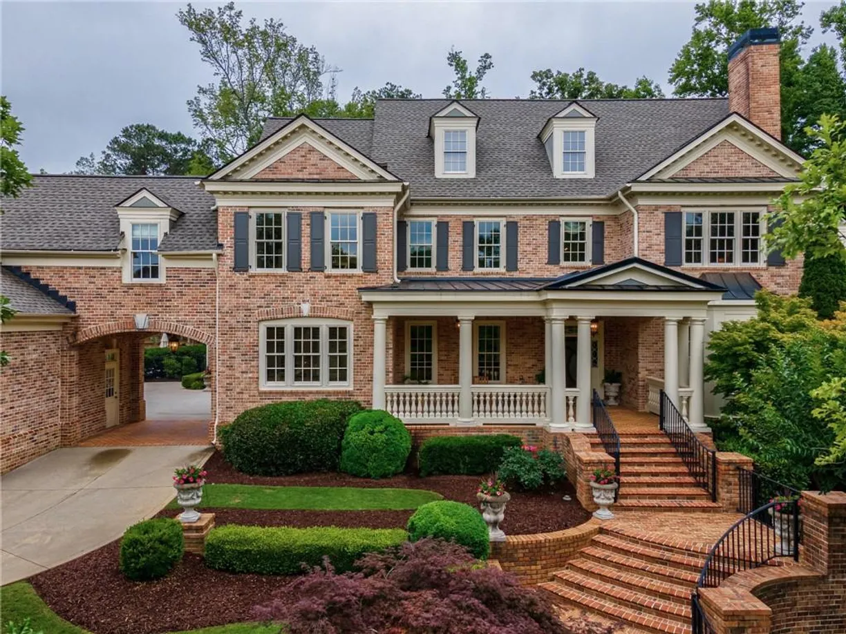 Savannah Real Estate | View 1090 Lancaster Square | 5 Beds, 7 Baths