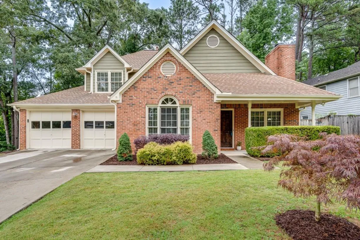 Savannah Real Estate | View 1010 Wellers Court | 3 Beds, 2 Baths