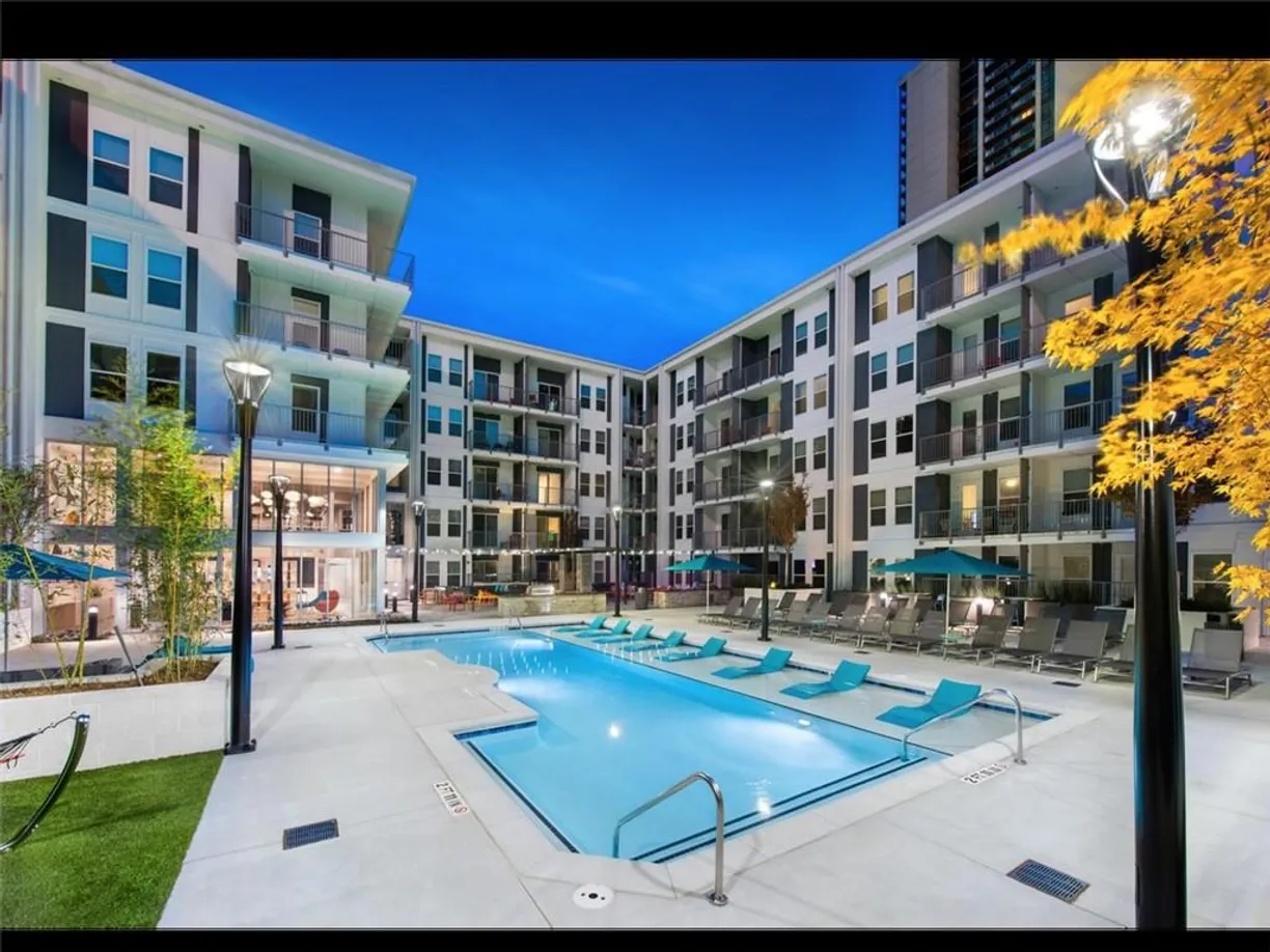 Savannah Real Estate | View 1270 Spring Street, B02 | Listing