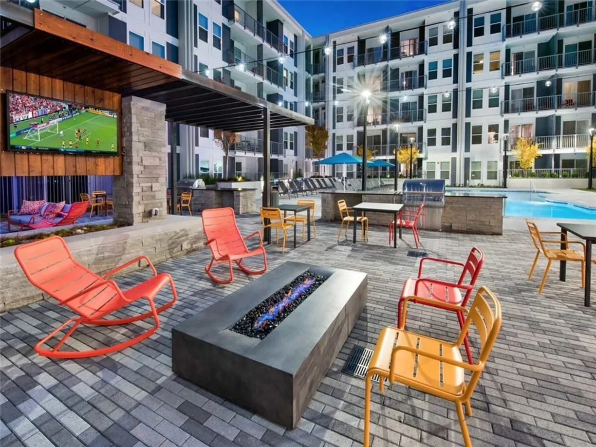 Savannah Real Estate | View 1270 Spring Street, B02 | Listing