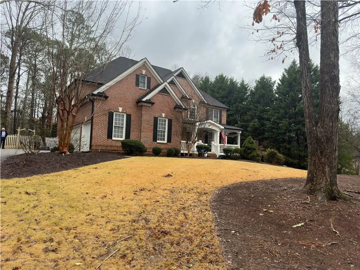 Savannah Real Estate | View 115 Laurel Ridge Drive | 6 Beds, 5 Baths