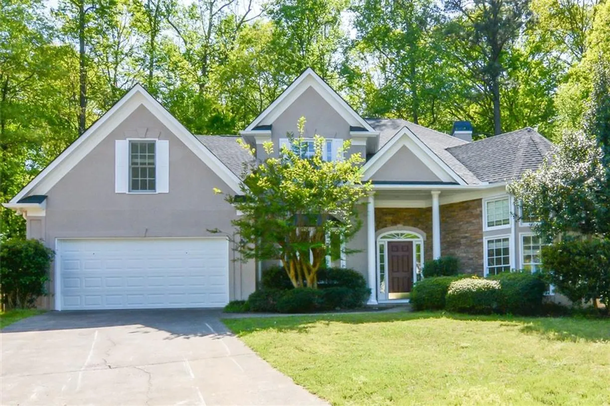 Savannah Real Estate | View 3990 River Hollow | 5 Beds, 3 Baths