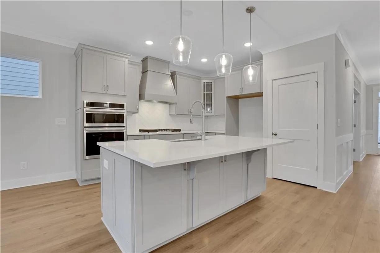 Savannah Real Estate | View 202 Candlewood Lane | Listing