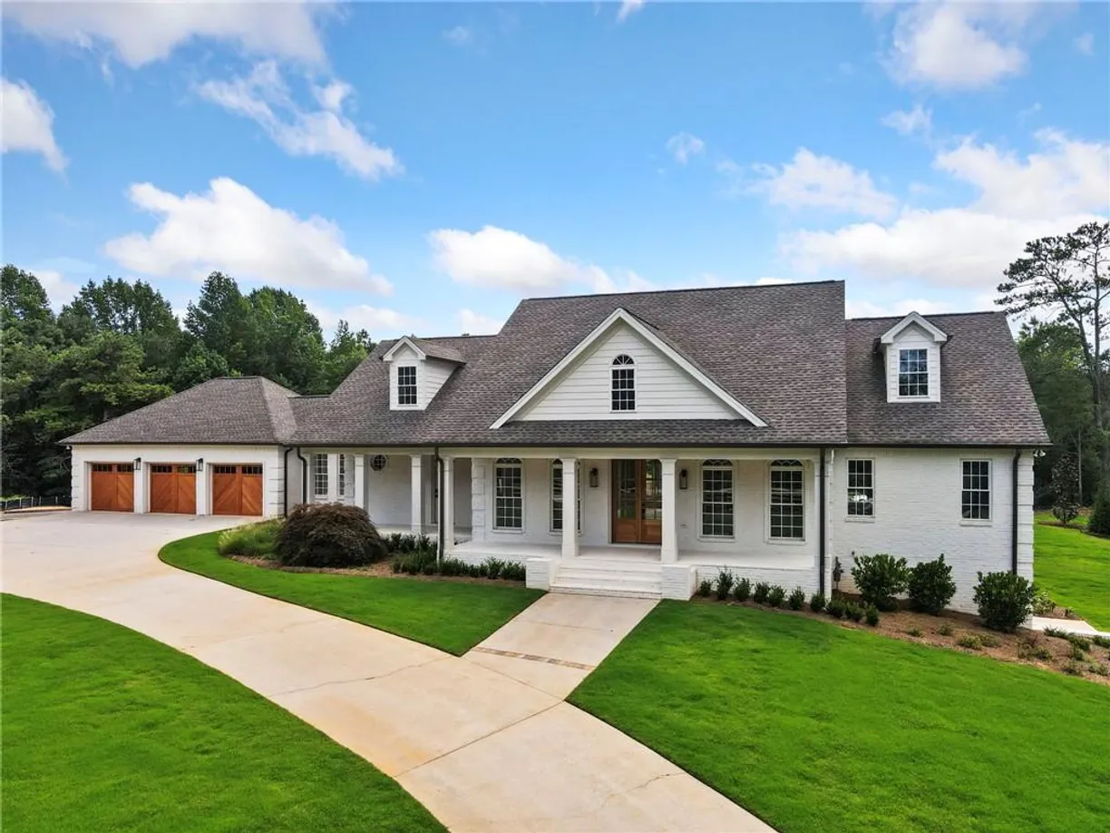 Savannah Real Estate | View 15070 Hopewell Road | 3 Beds, 2 Baths