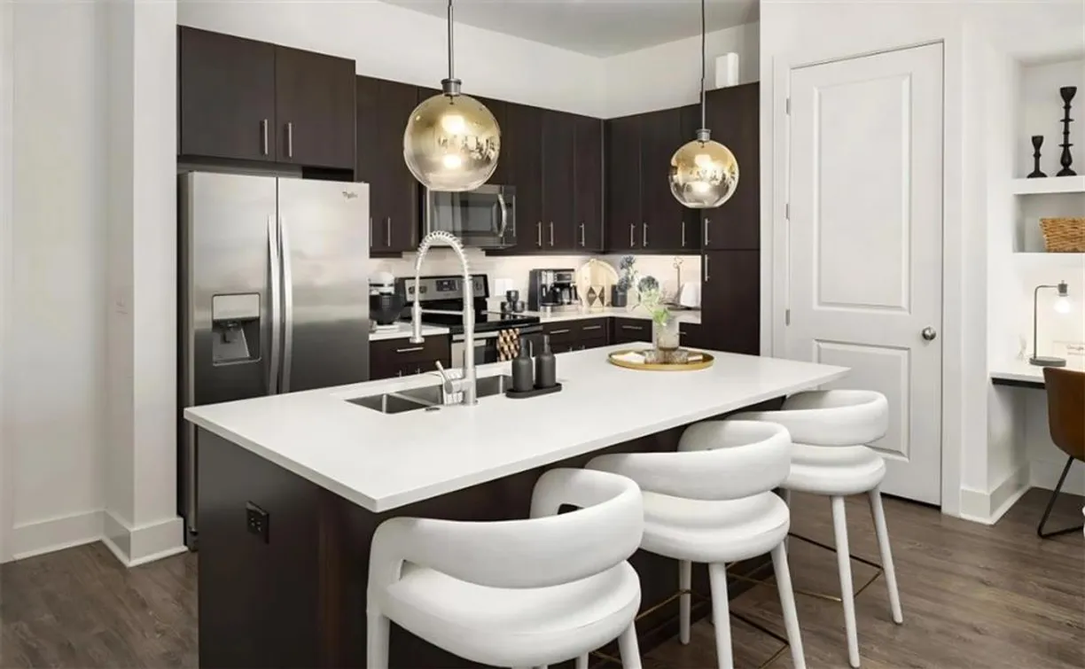 Savannah Real Estate | View 1010 W Peachtree Street, 403 | 2 Beds, 2 Baths