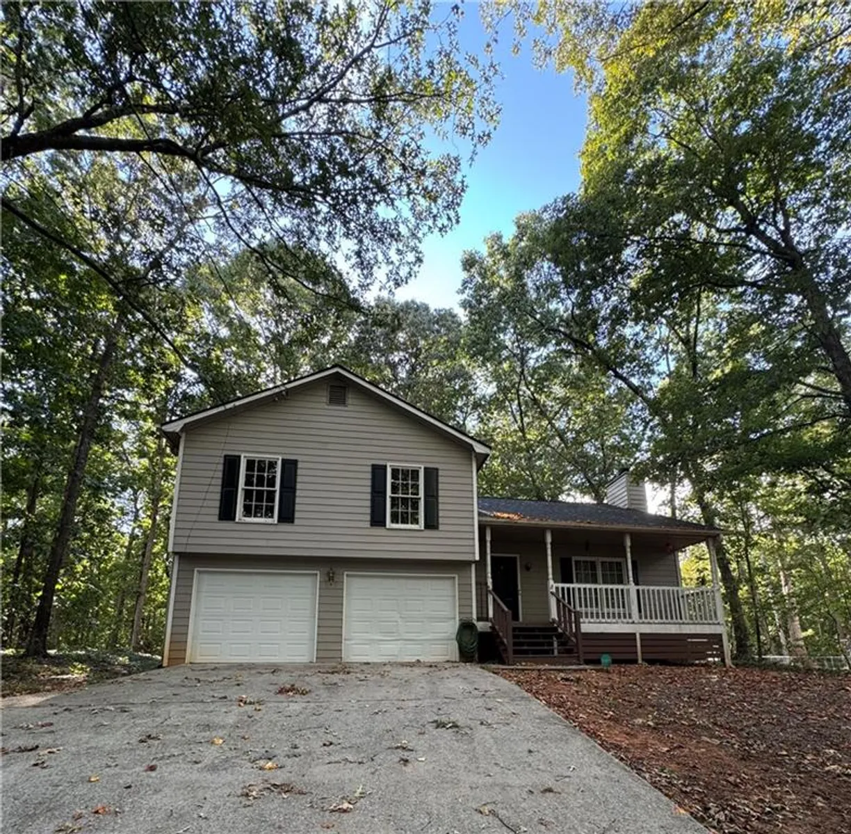 Savannah Real Estate | View 84 Hebron Church Road | 3 Beds, 2 Baths
