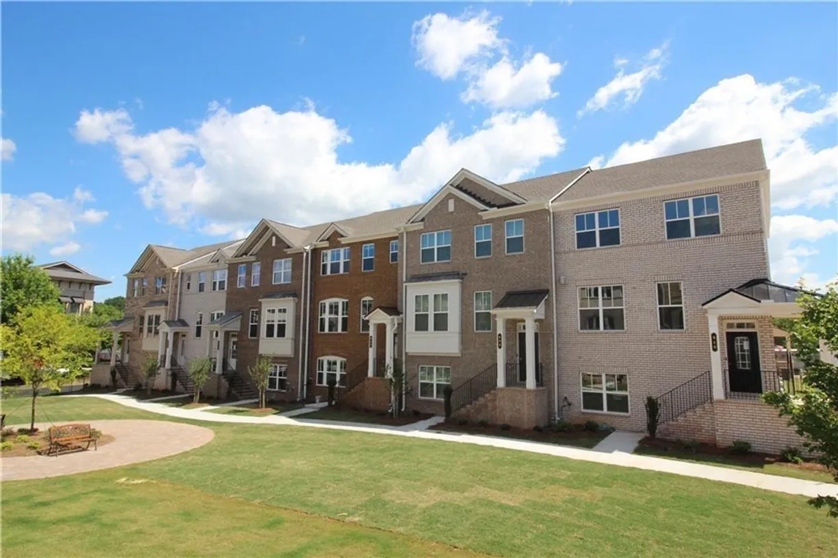 Savannah Real Estate | View 850 Sunset Park Drive | 4 Beds, 3 Baths