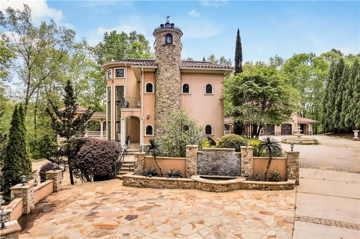 Savannah Real Estate | View 3920 Westbrook Road | Listing