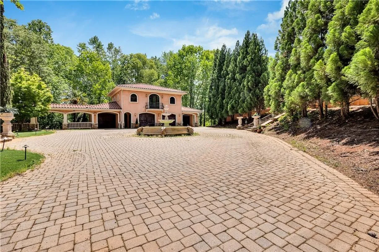 Savannah Real Estate | View 3920 Westbrook Road | Listing