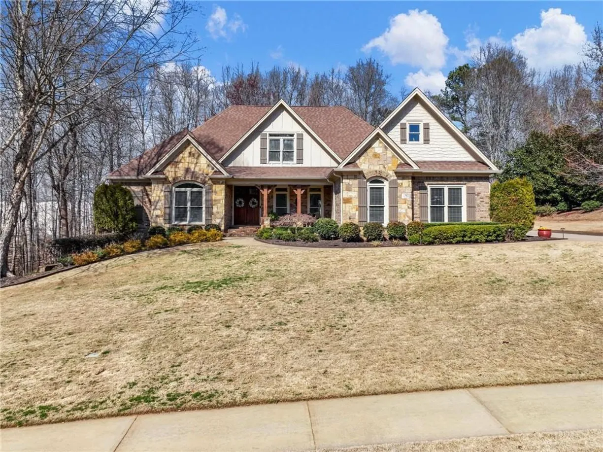 Savannah Real Estate | View 3616 Bogan Springs Drive | 6 Beds, 6 Baths